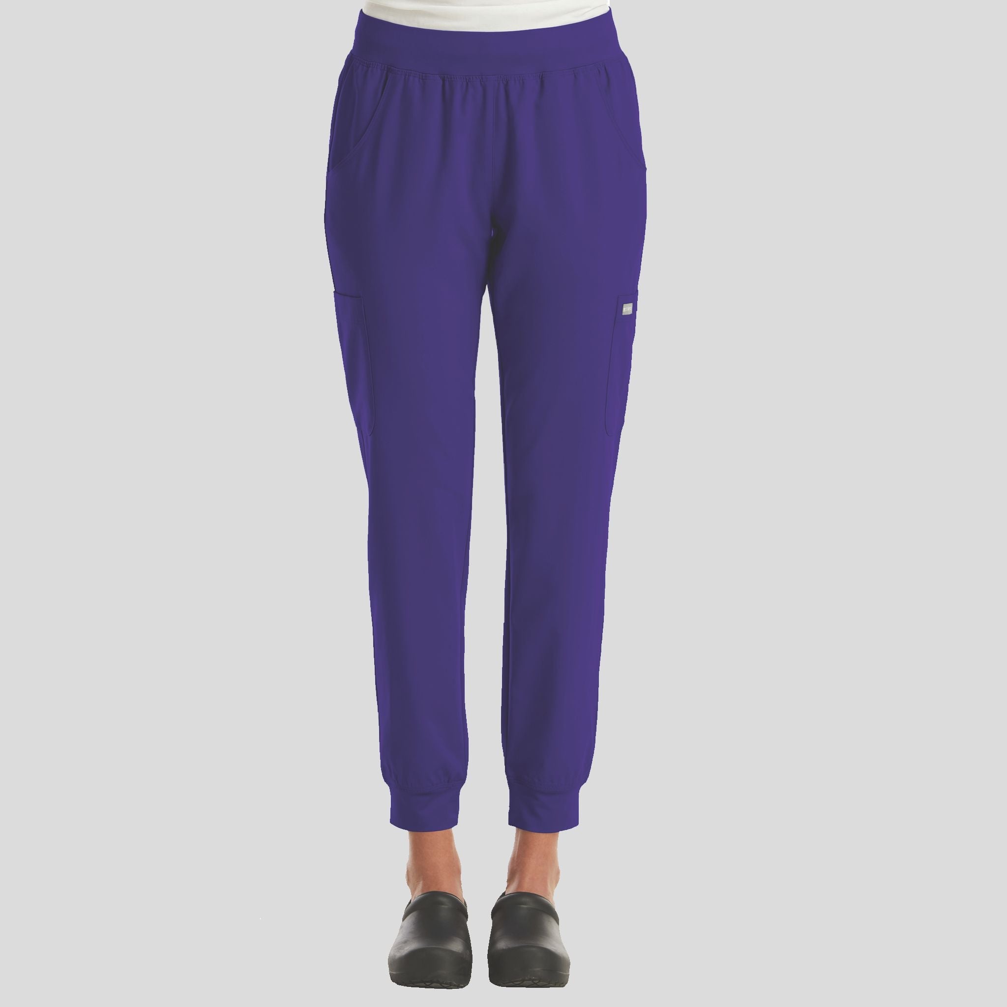 Maevn_Momentum_5092_grape_front