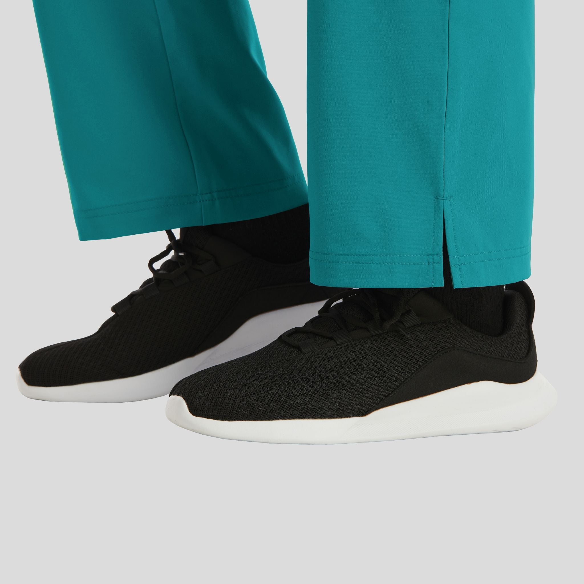 Maevn_Momentum_5891_teal_detail